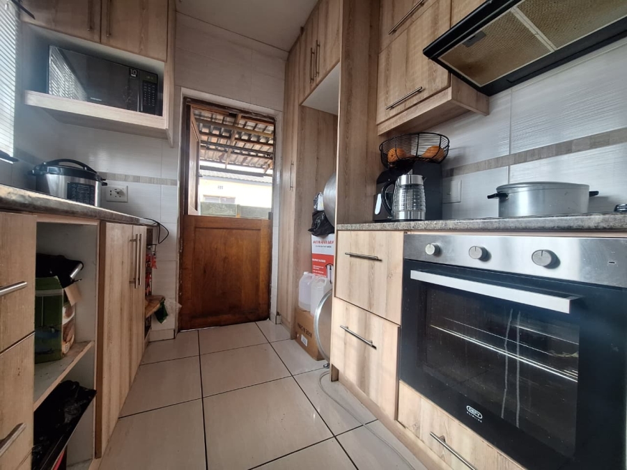 2 Bedroom Property for Sale in Philippi Western Cape
